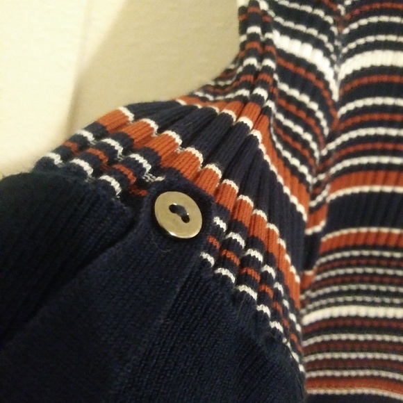 Striped Body Con Dress - Picture 3 of 6